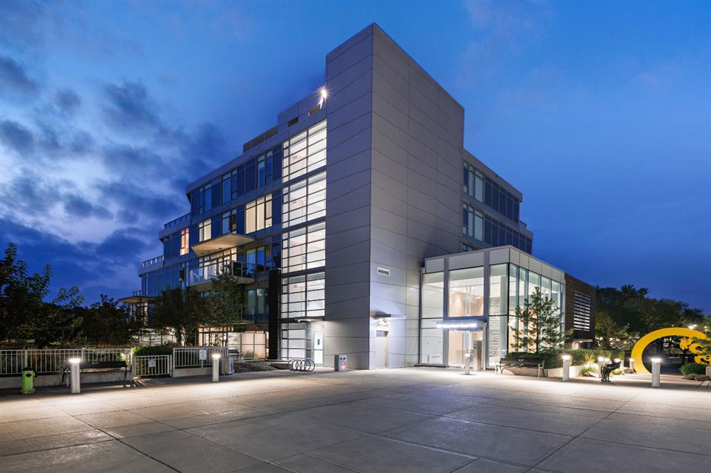 Picture for 104, 128 Waterfront Court SW