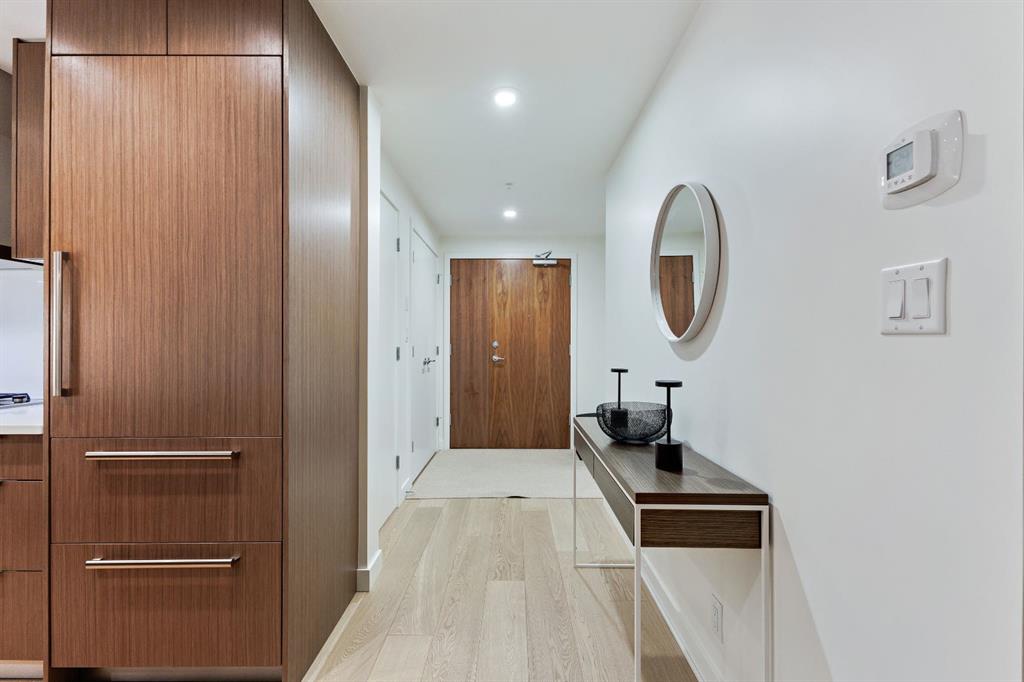 Picture for 104, 128 Waterfront Court SW