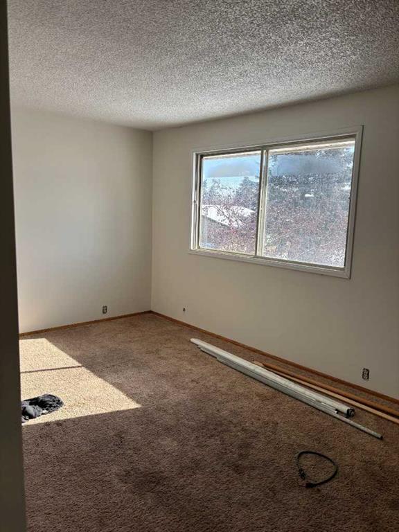 Picture for 128 Dovercrest Way SE