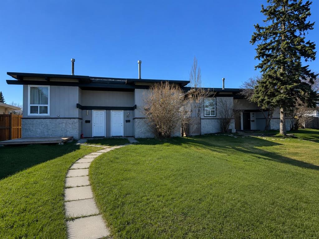 Picture for 92 Queen Isabella Close SE