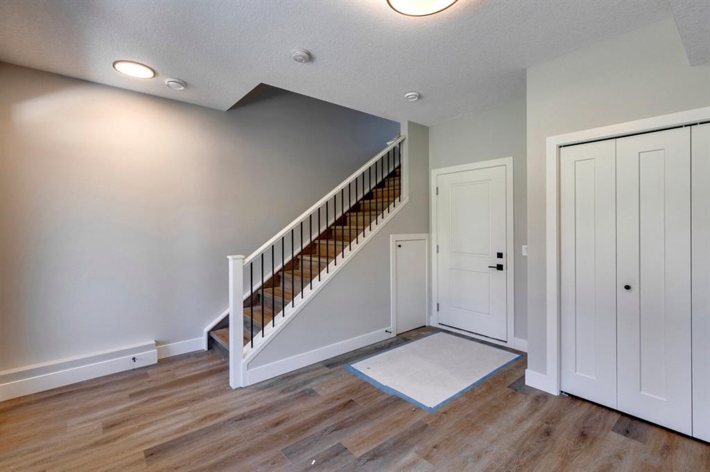 Picture for 85 Royal Elm Green NW