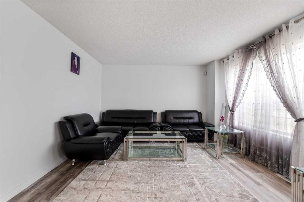 Picture for 50 Taravista Gardens NE