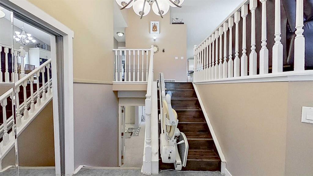 Picture for 109 Edgebrook Gardens NW