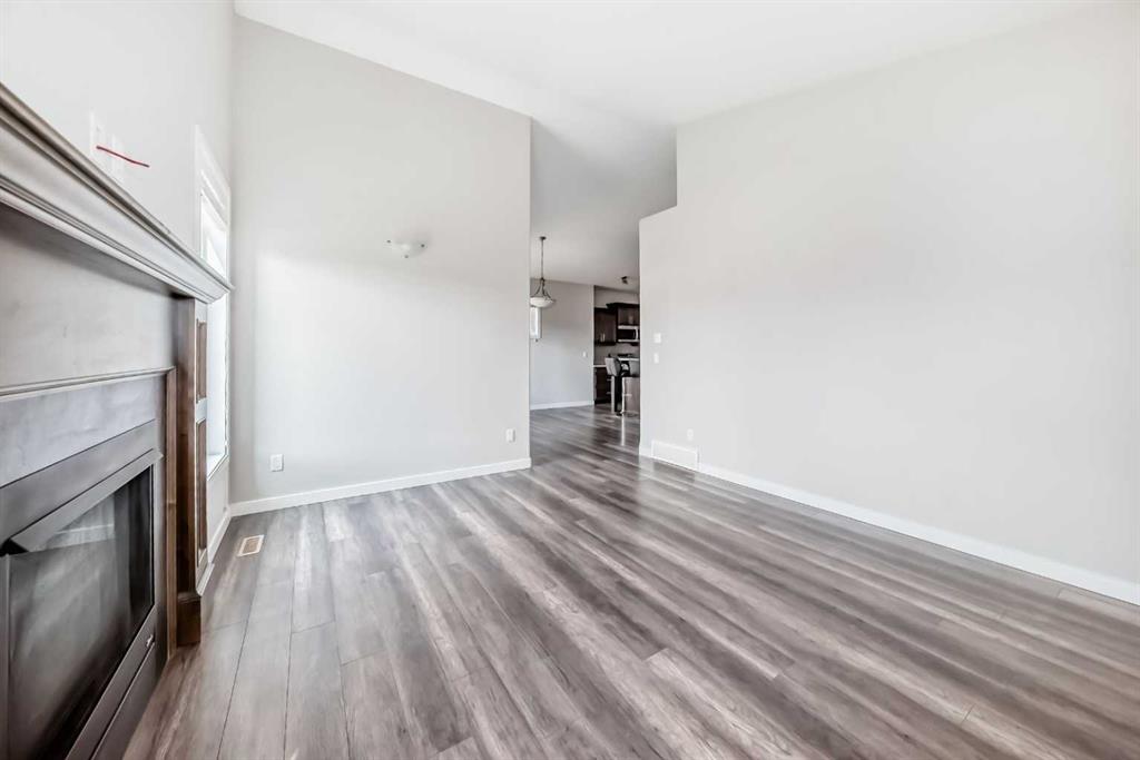Picture for 110 Cedar Square 