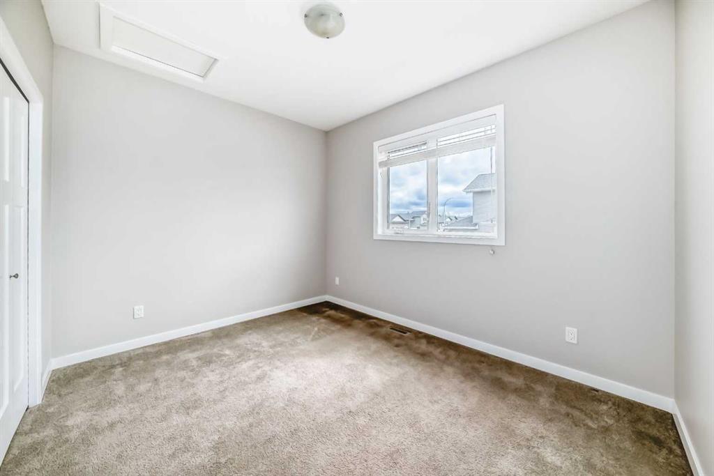 Picture for 110 Cedar Square 