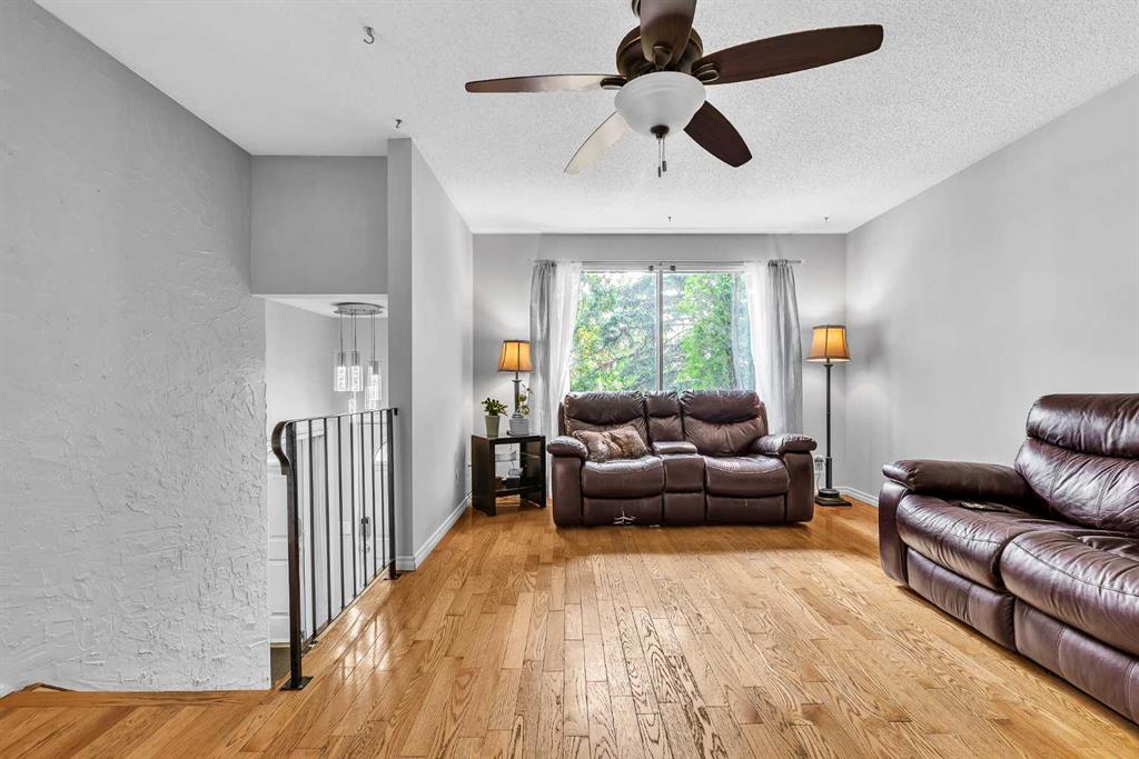 Picture for 215 ERIN WOODS Drive SE