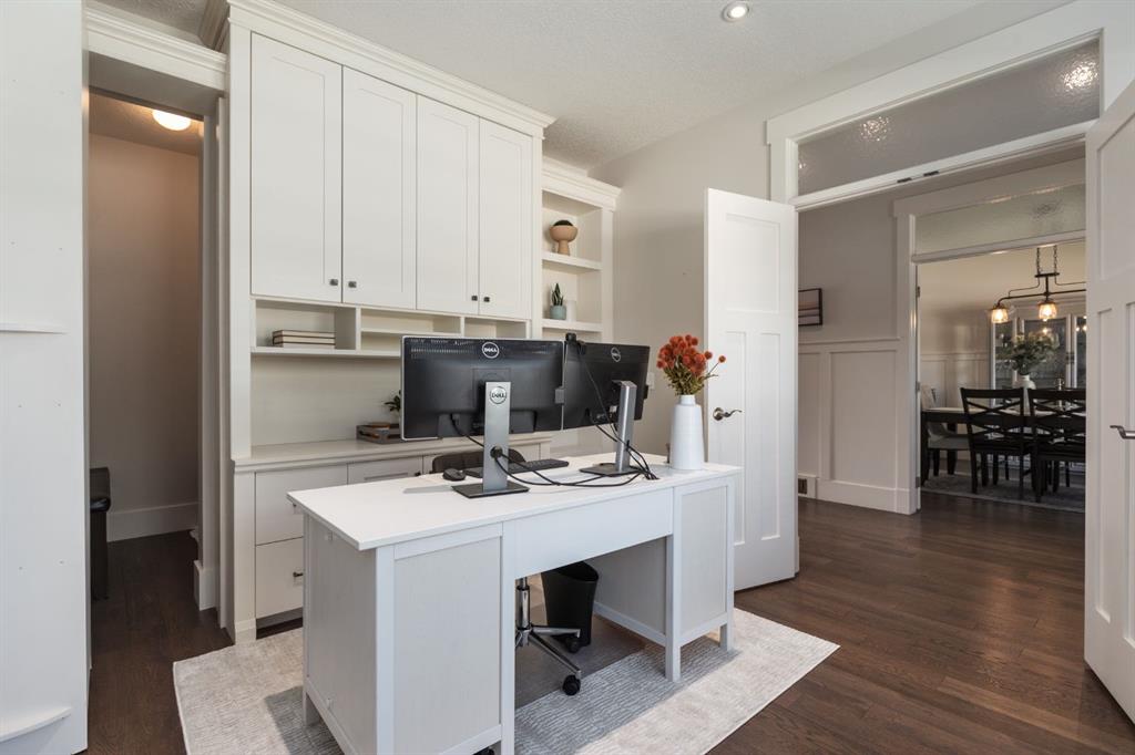 Picture for 313 Centre Avenue SE