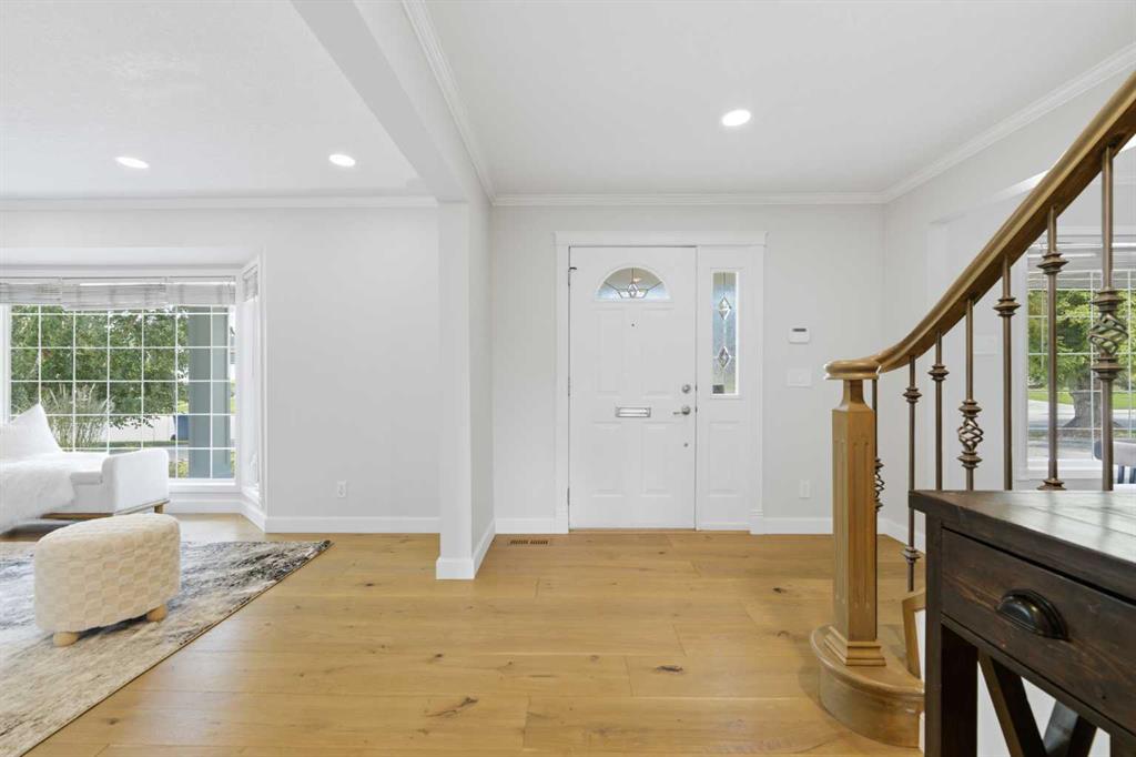 Picture for 20 Mapleglade Close SE