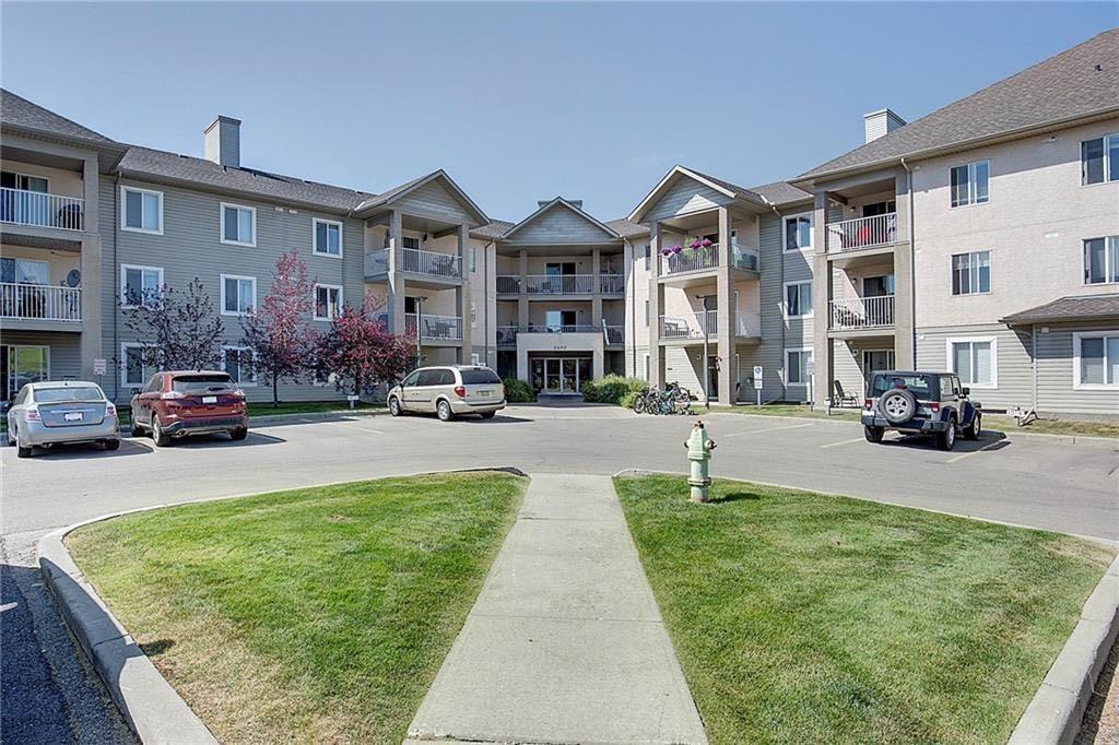 Picture for 216, 2000 Citadel Meadow Point NW