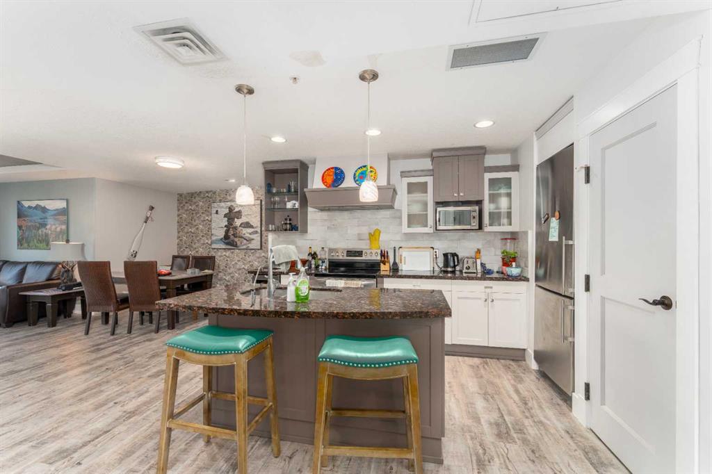 Picture for 213, 173 Kananaskis Way 