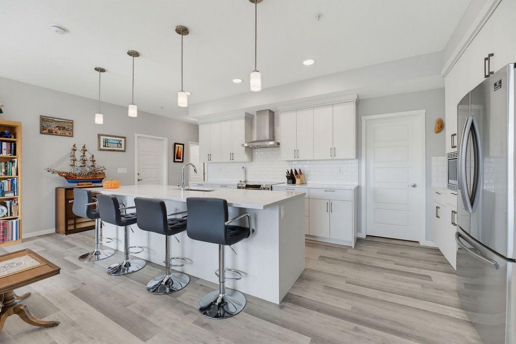 Picture for 204, 300 Harvest Hills Place NE