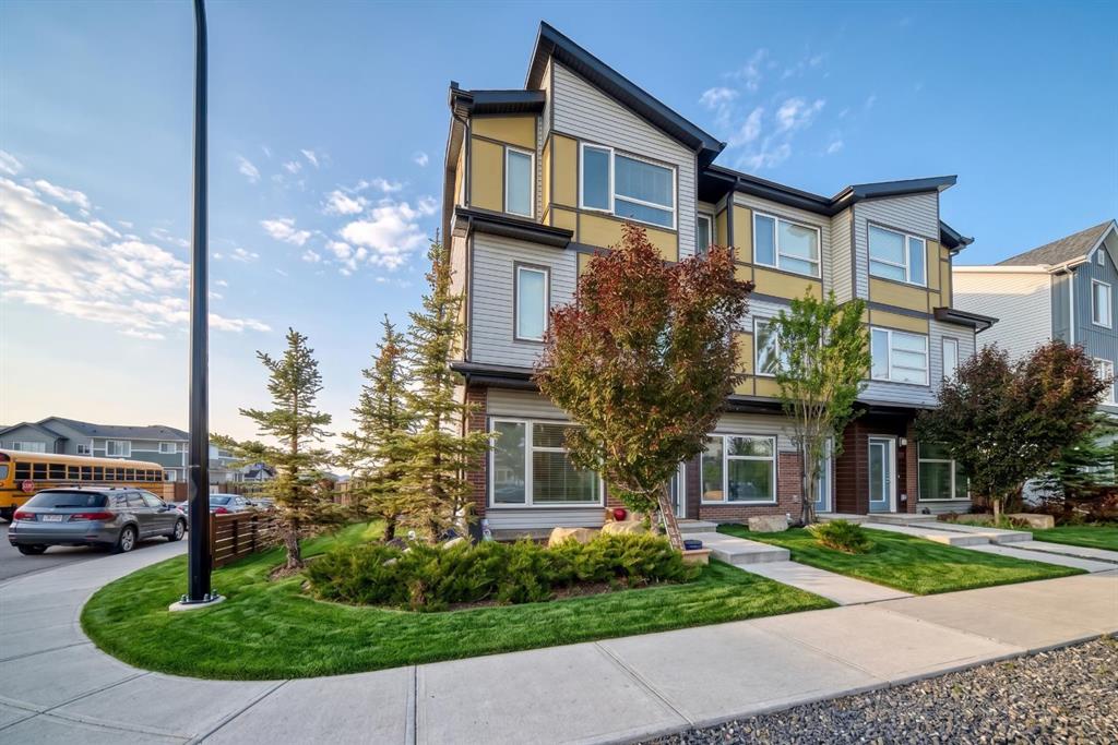 Picture for 107 Lucas Boulevard NW