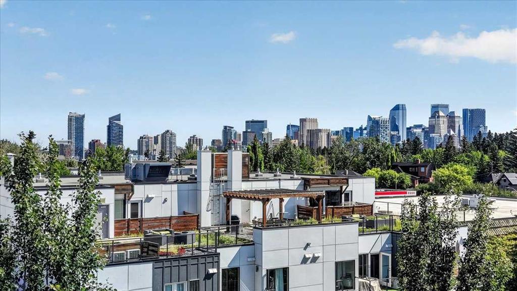 Picture for 105, 1521 26 Avenue SW