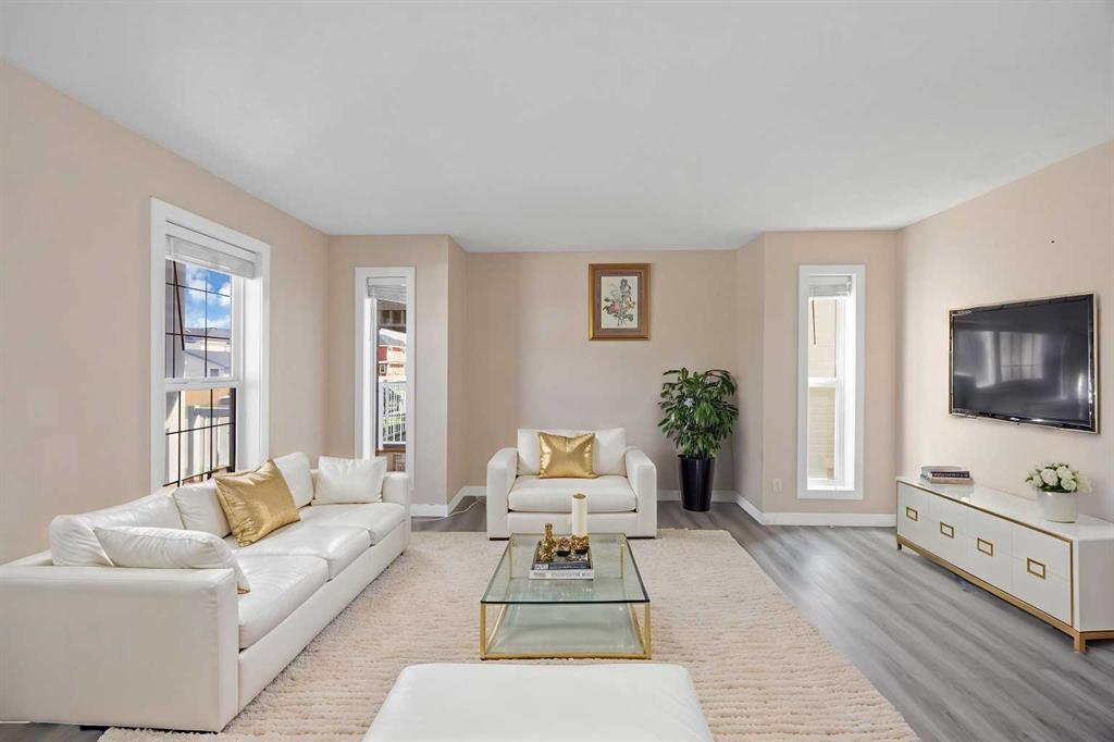 Picture for 65 Taralake Terrace NE