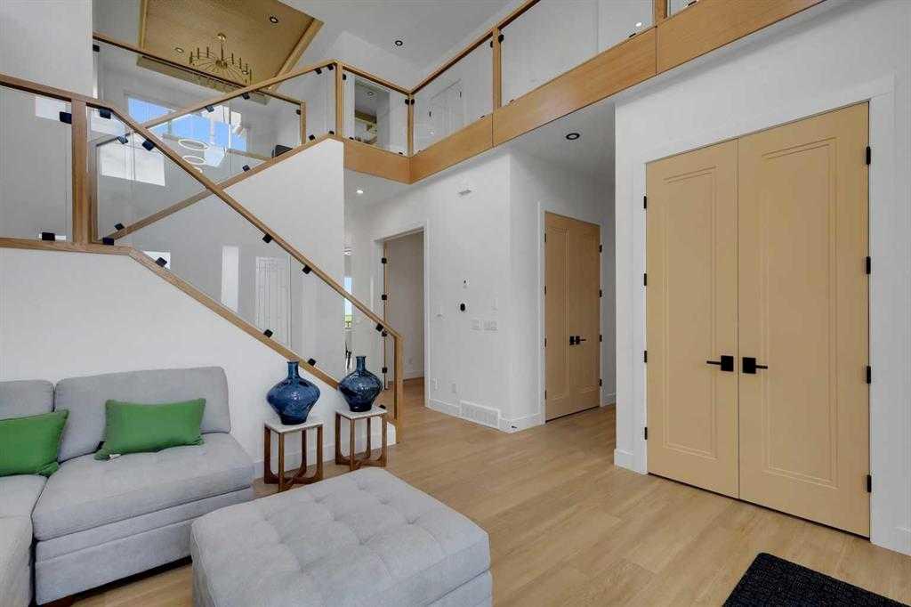 Picture for 230 Royal Birch View NW