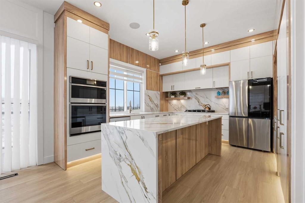 Picture for 230 Royal Birch View NW