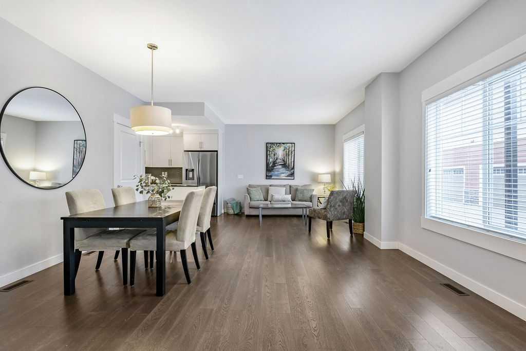 Picture for 22 West Coach Manor SW