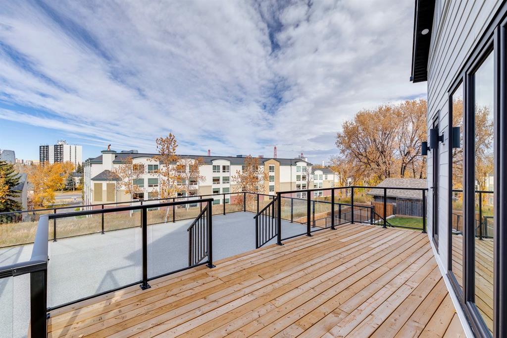 Picture for 1651 St Andrews Place NW