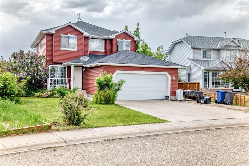 Picture for 616 Mcculloch Crescent 