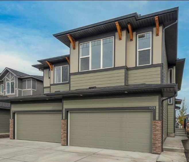 Picture for 135 Legacy Glen Parade SE