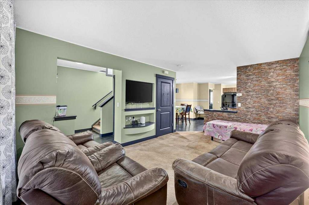 Picture for 42 Skyview Point Link NE