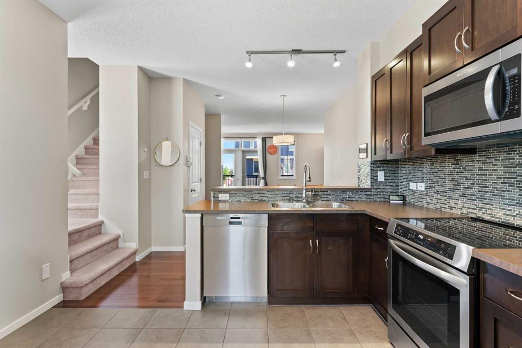 Picture for 58 Evansview Road NW