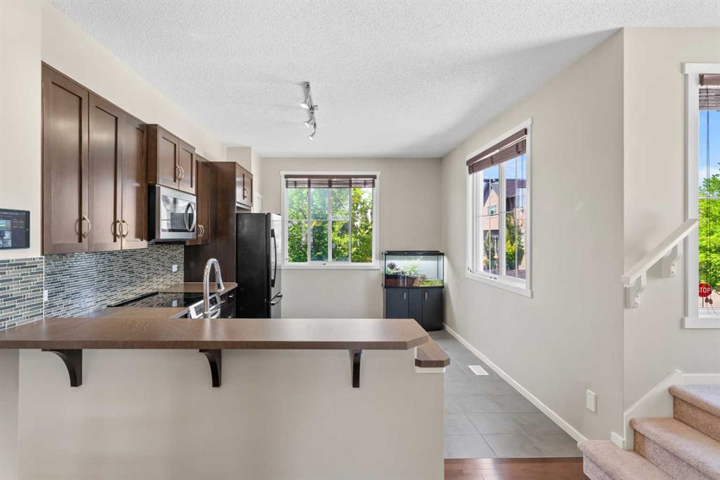 Picture for 58 Evansview Road NW