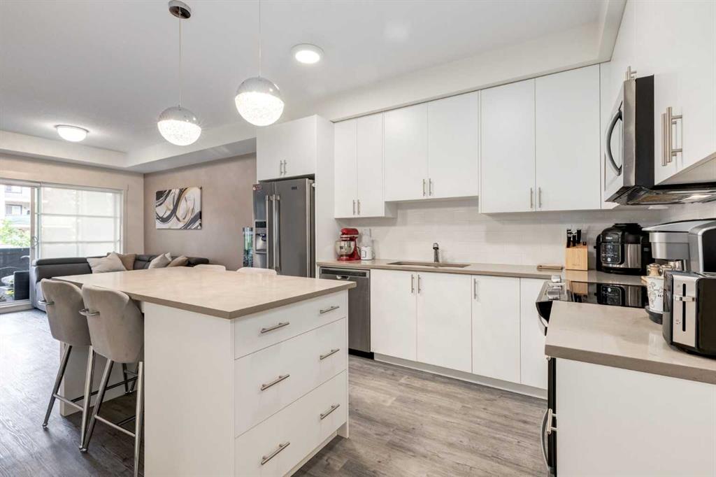 Picture for 8205, 151 Legacy Main Street SE