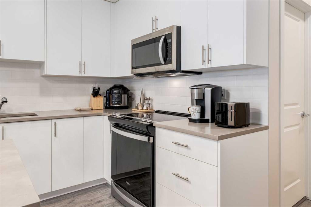 Picture for 8205, 151 Legacy Main Street SE