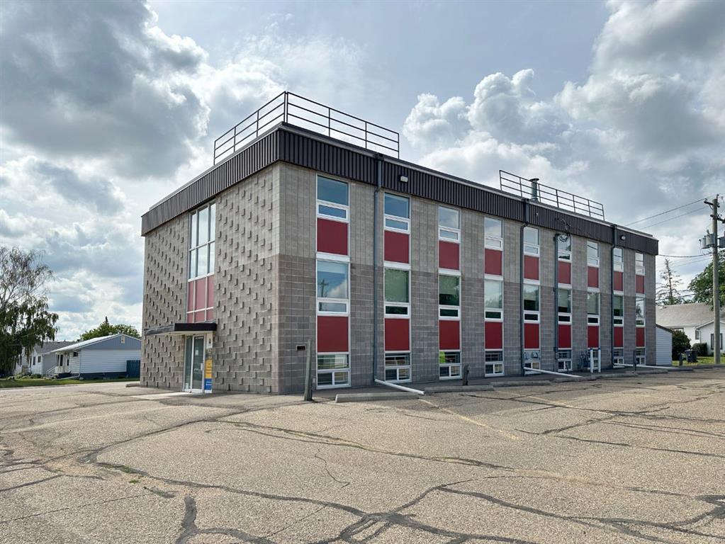 Picture for 601 7 Street E