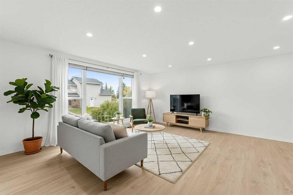 Picture for 124 Castlebrook Road NE