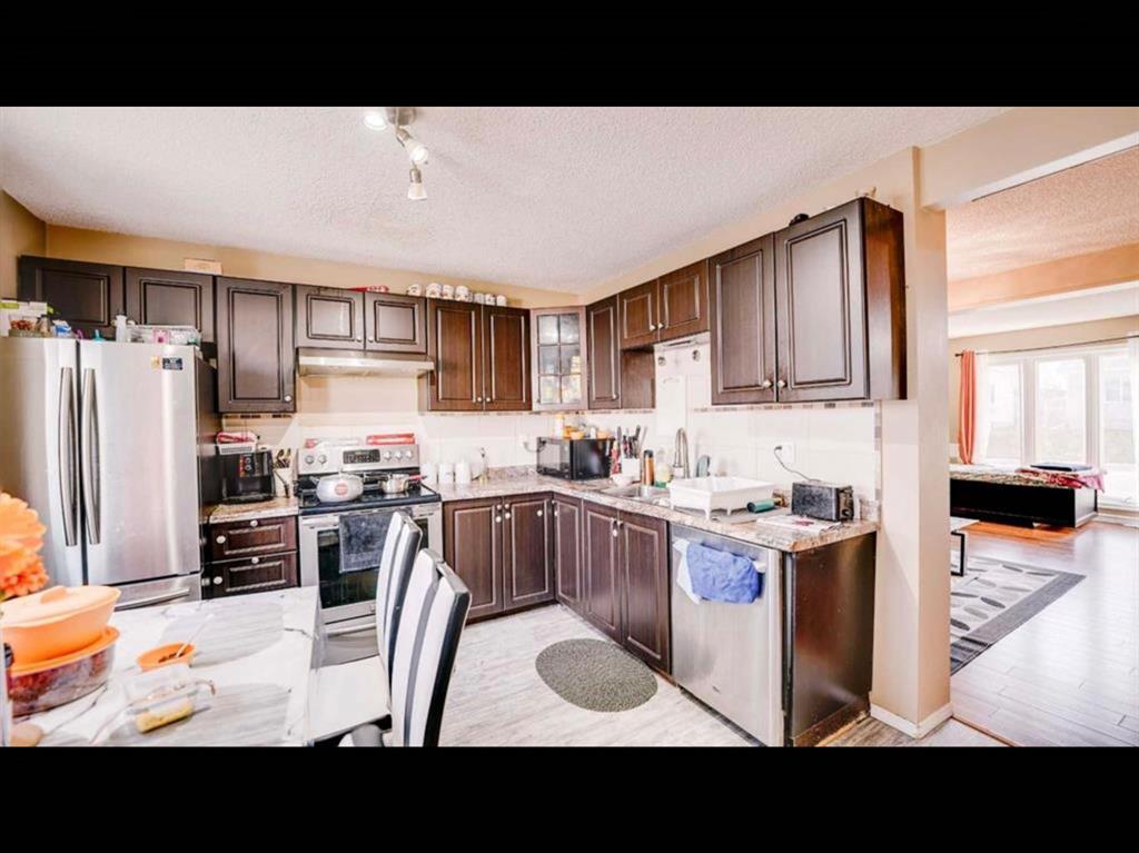 Picture for 95 Castlegreen Close NE