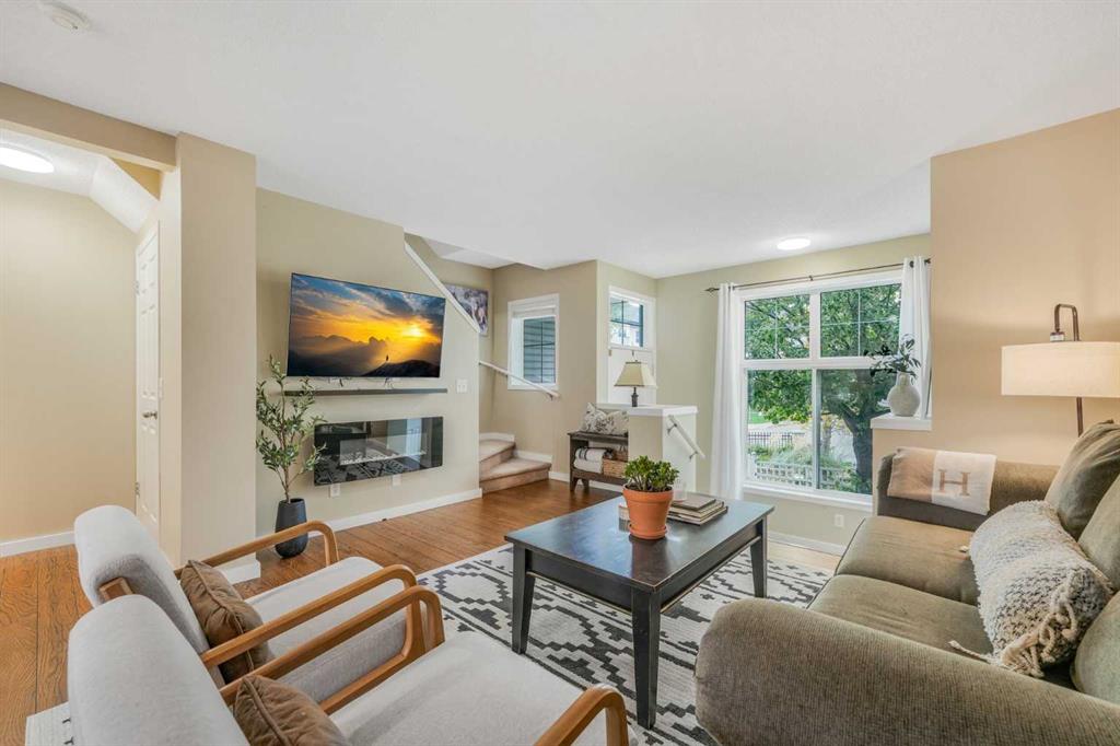 Picture for 128 Promenade Way SE