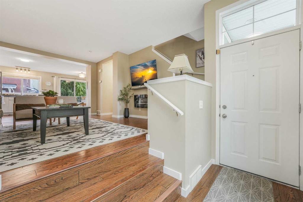 Picture for 128 Promenade Way SE