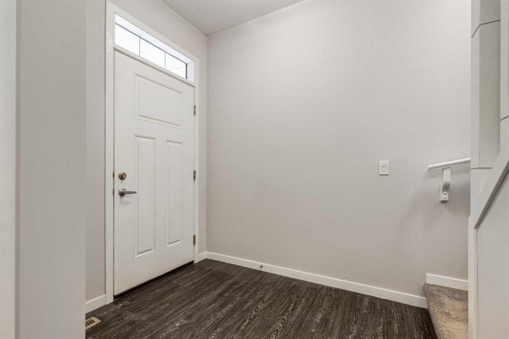 Picture for 70 Howse Common NE