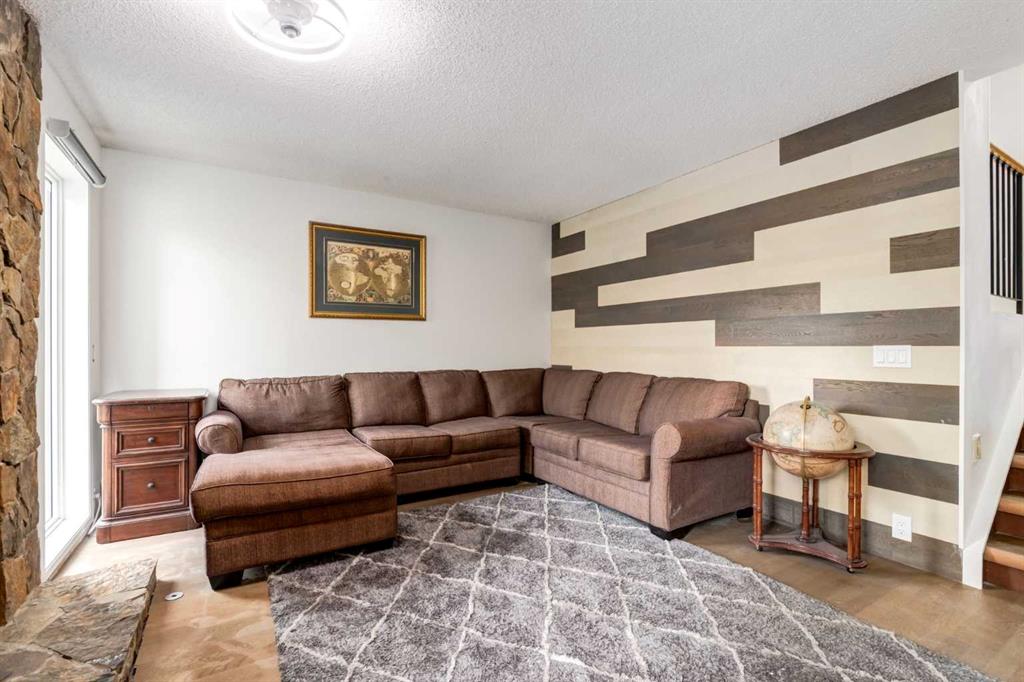 Picture for 112, 1190 Ranchview Road NW