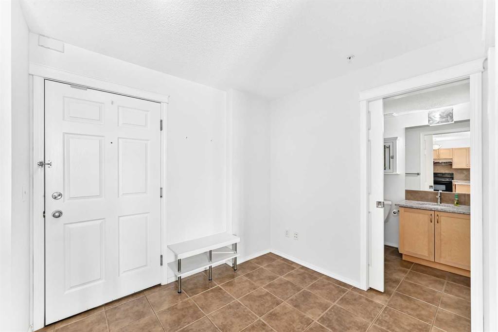 Picture for 9205, 70 Panamount Drive NW