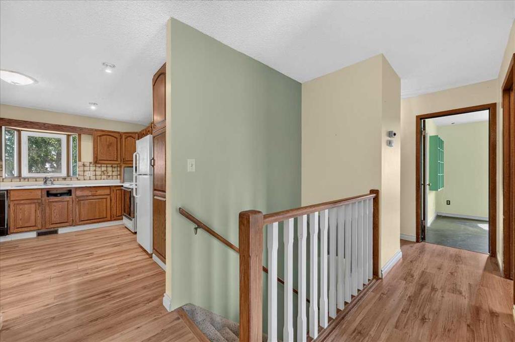 Picture for 714 9 Avenue SE