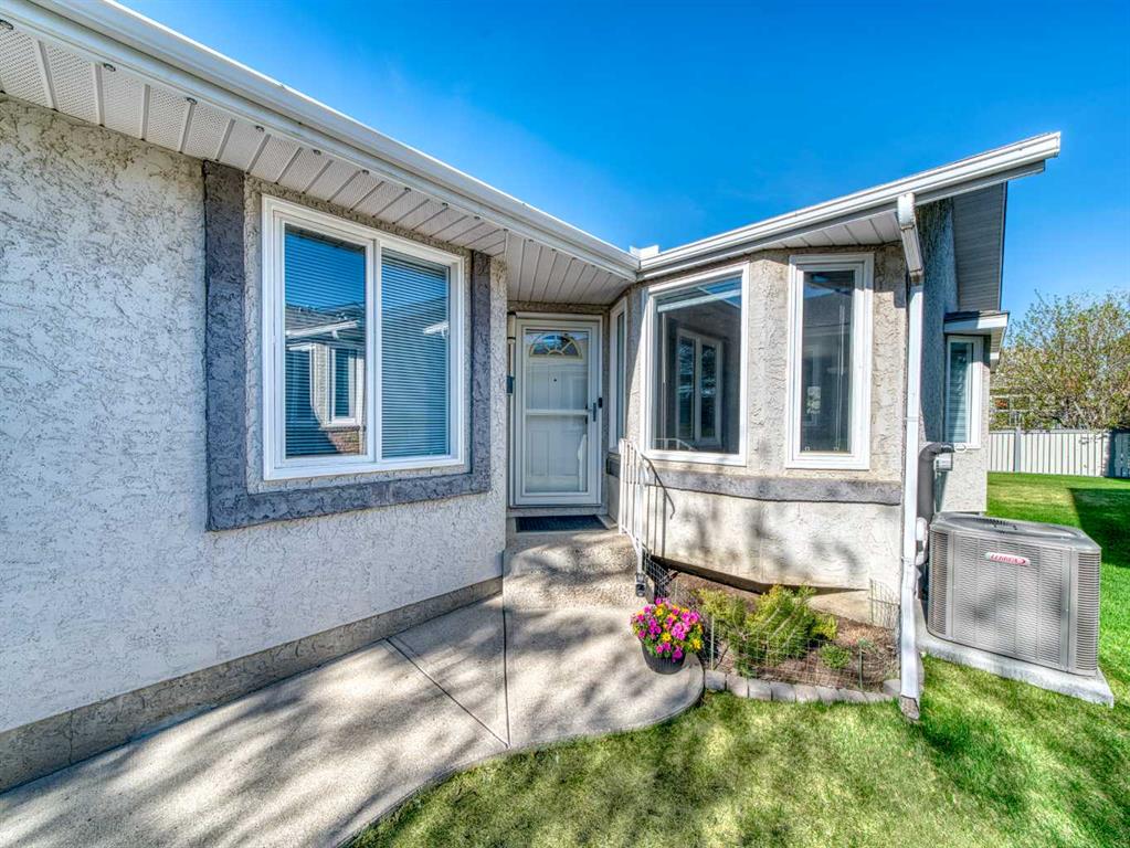 Picture for 301 Arbour Cliff Close NW