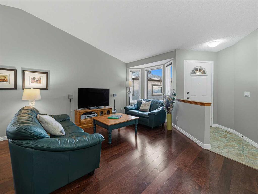 Picture for 301 Arbour Cliff Close NW
