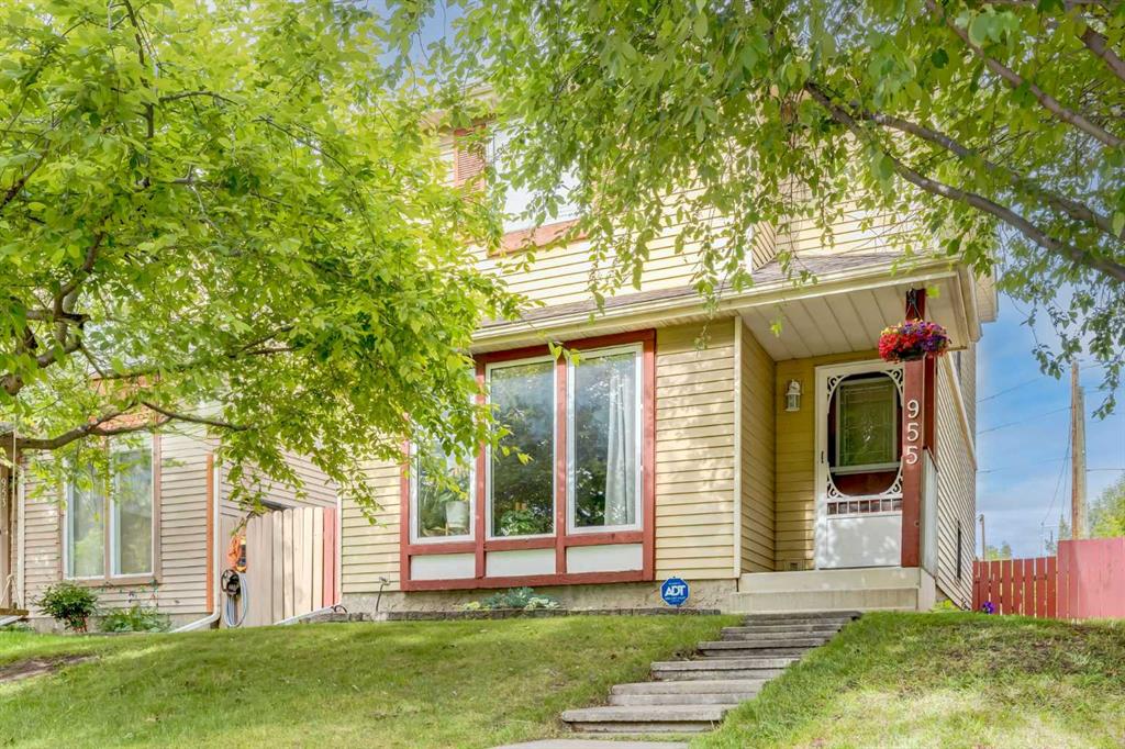 Picture for 955 Erin Woods Drive SE