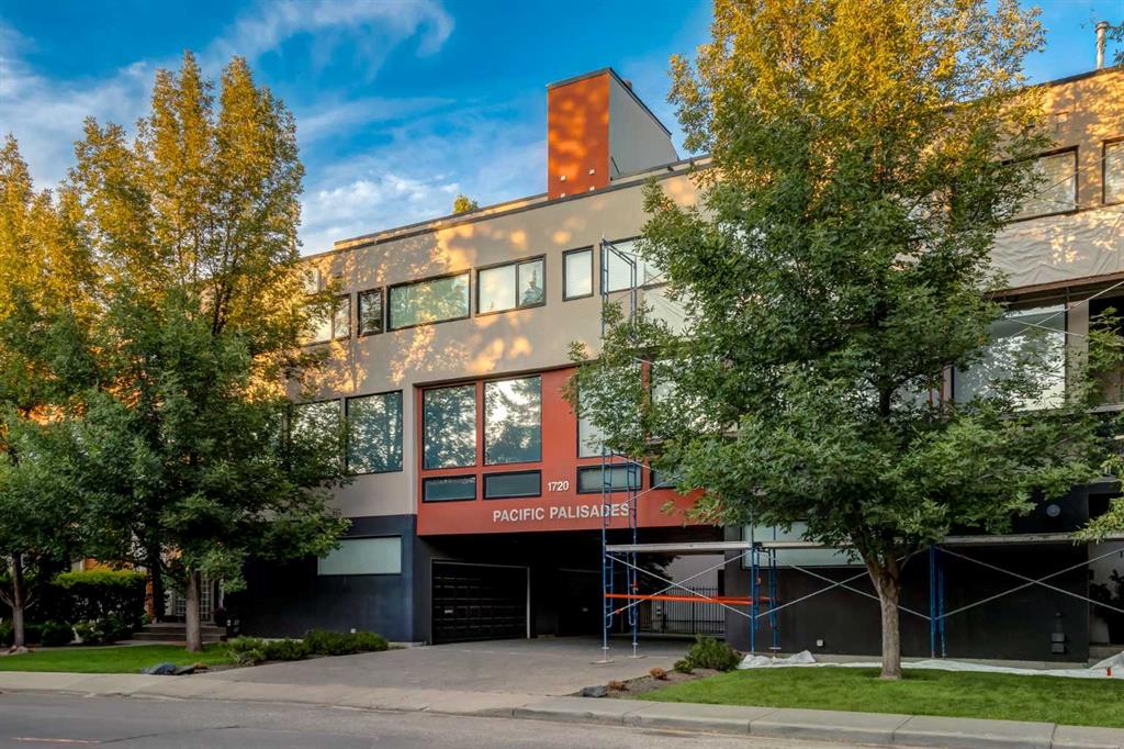 Picture for 107, 1720 12 Street SW