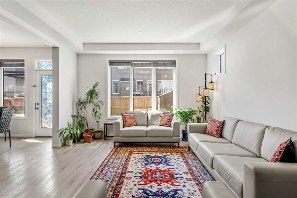 Picture for 192 Carrington Crescent NW