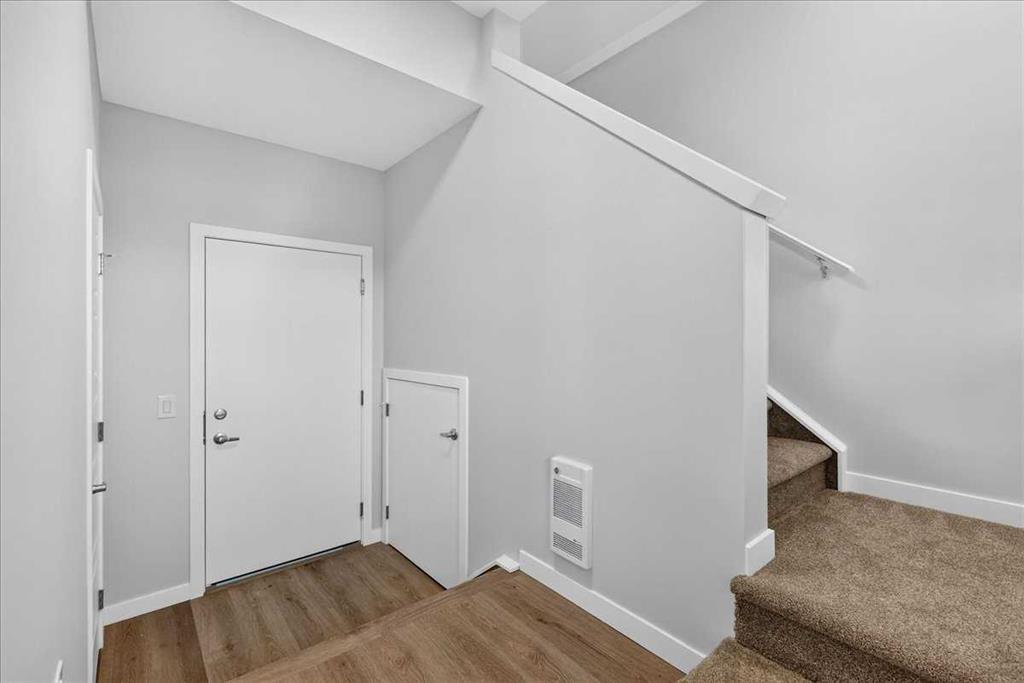 Picture for 201, 1750 Rangeview Drive SE