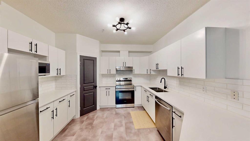 Picture for 203, 138 18 Avenue SE