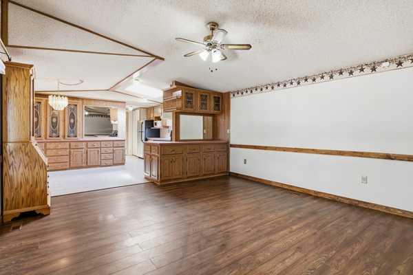 Picture for 2000 21st Avenue 
