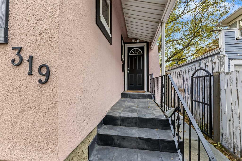 Picture for 319 11 Avenue NE
