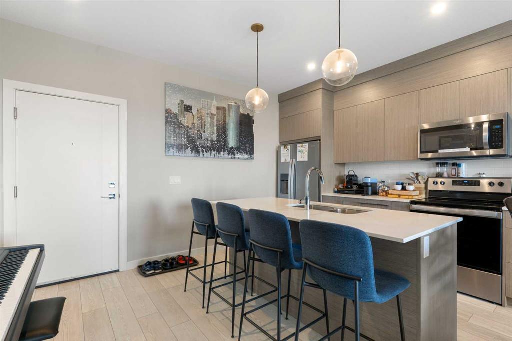 Picture for 1603, 60 Skyview Ranch Road NE