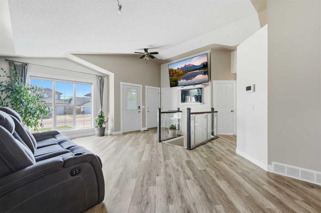 Picture for 206 Highwood Village Place NW