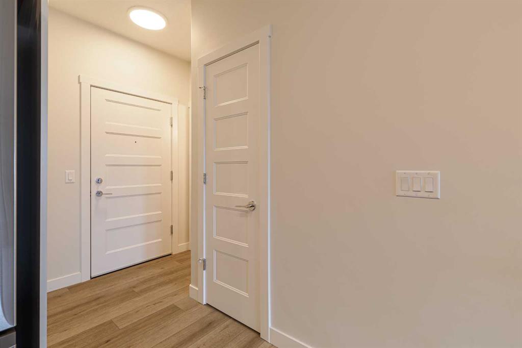 Picture for 1416, 81 Arbour Lake View NW